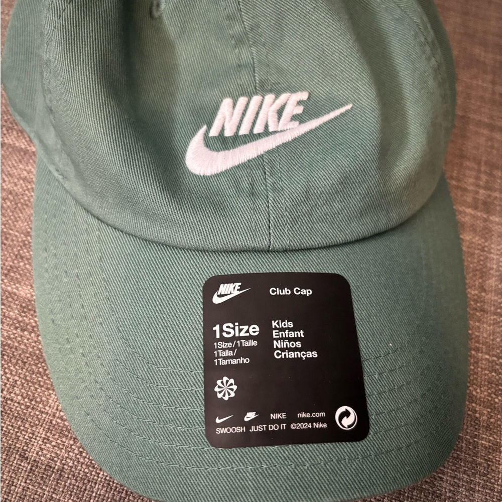 Nike Green Club Cap with Logo
